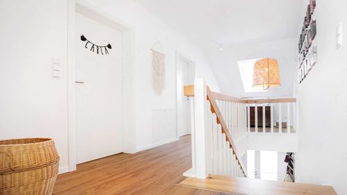 Amika - Slideshow-Bild 16
